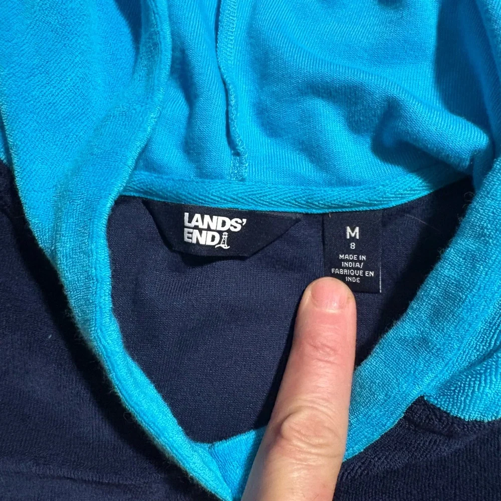 Lands End Girls Long Sleeve Hooded Front Pocket Terry Cloth Swimsuit Cover-Up